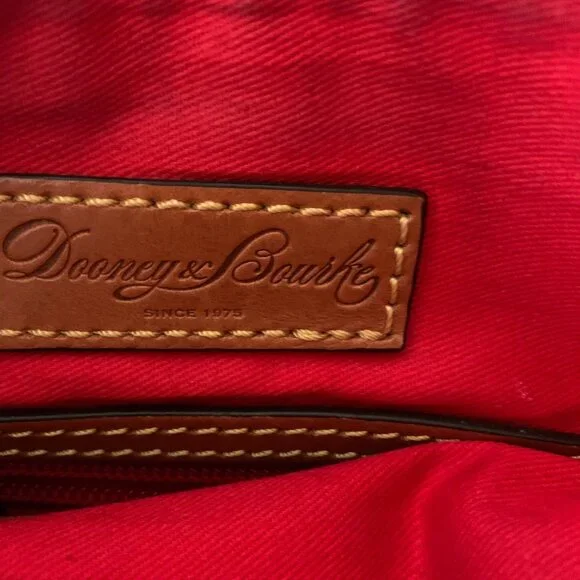 Dooney & Bourke Women's Handbag Nylon Crossbody - Picture 3 of 15